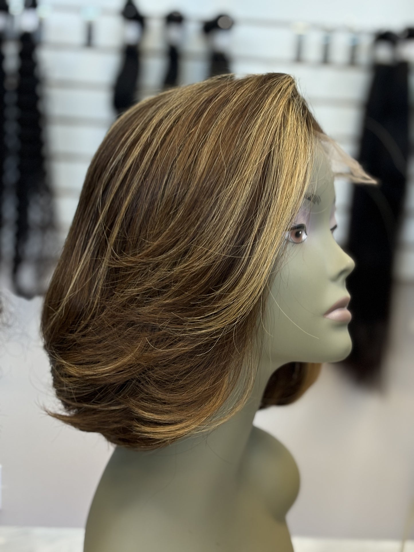 Layered Bob Highlight Wig 8”