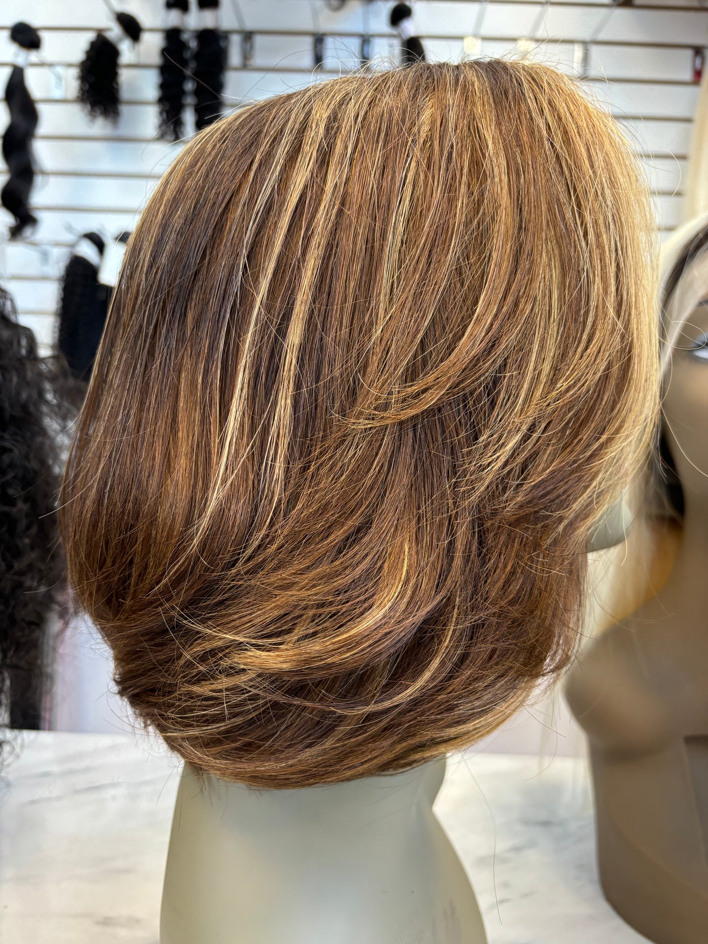 Layered Bob Highlight Wig 8”