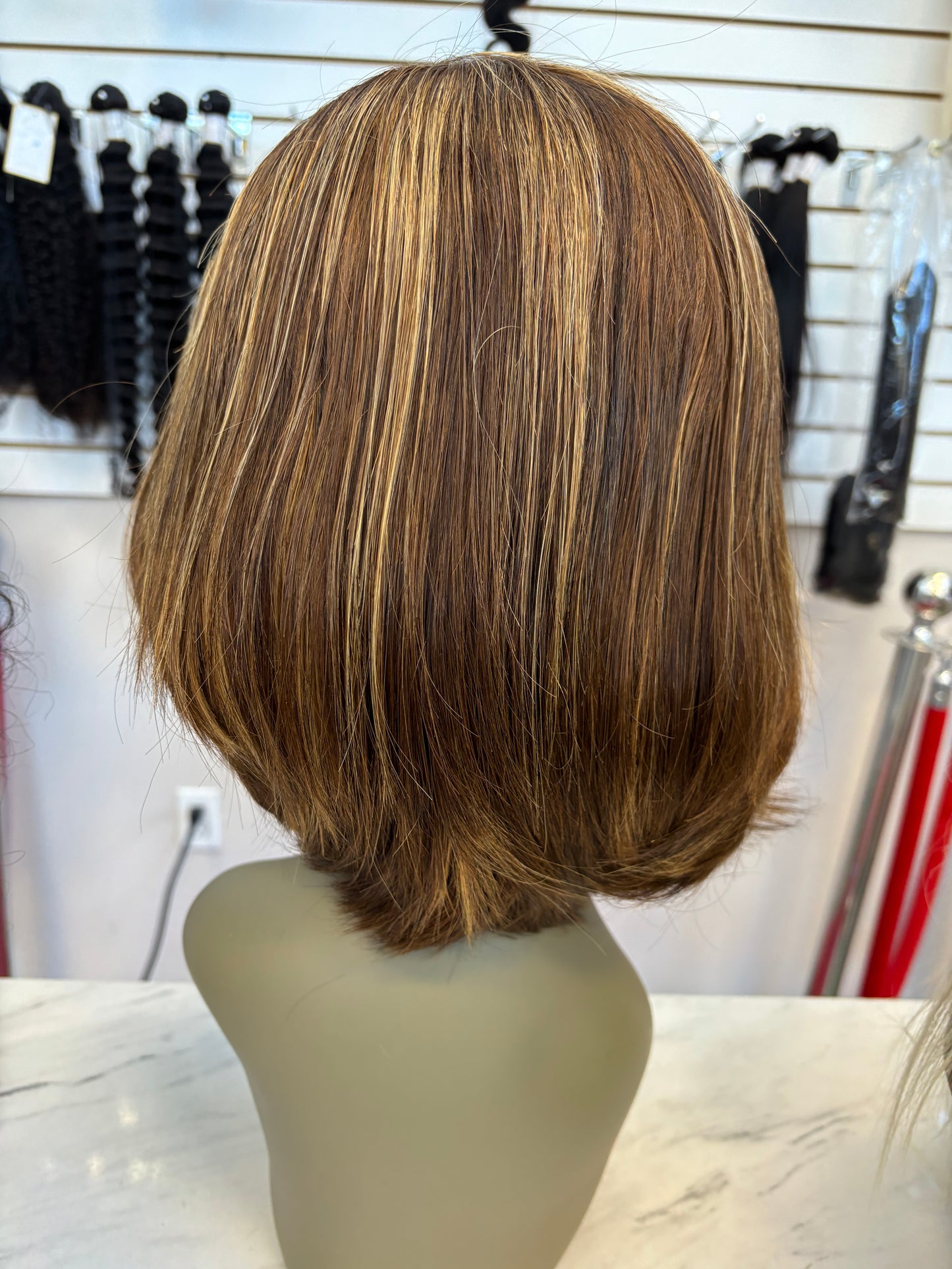 Layered Bob Highlight Wig 8”